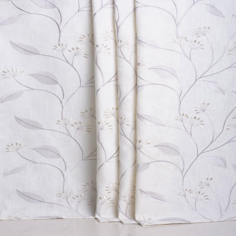 'Lofty Dream' Fabric by the Metre (White/ Cream)