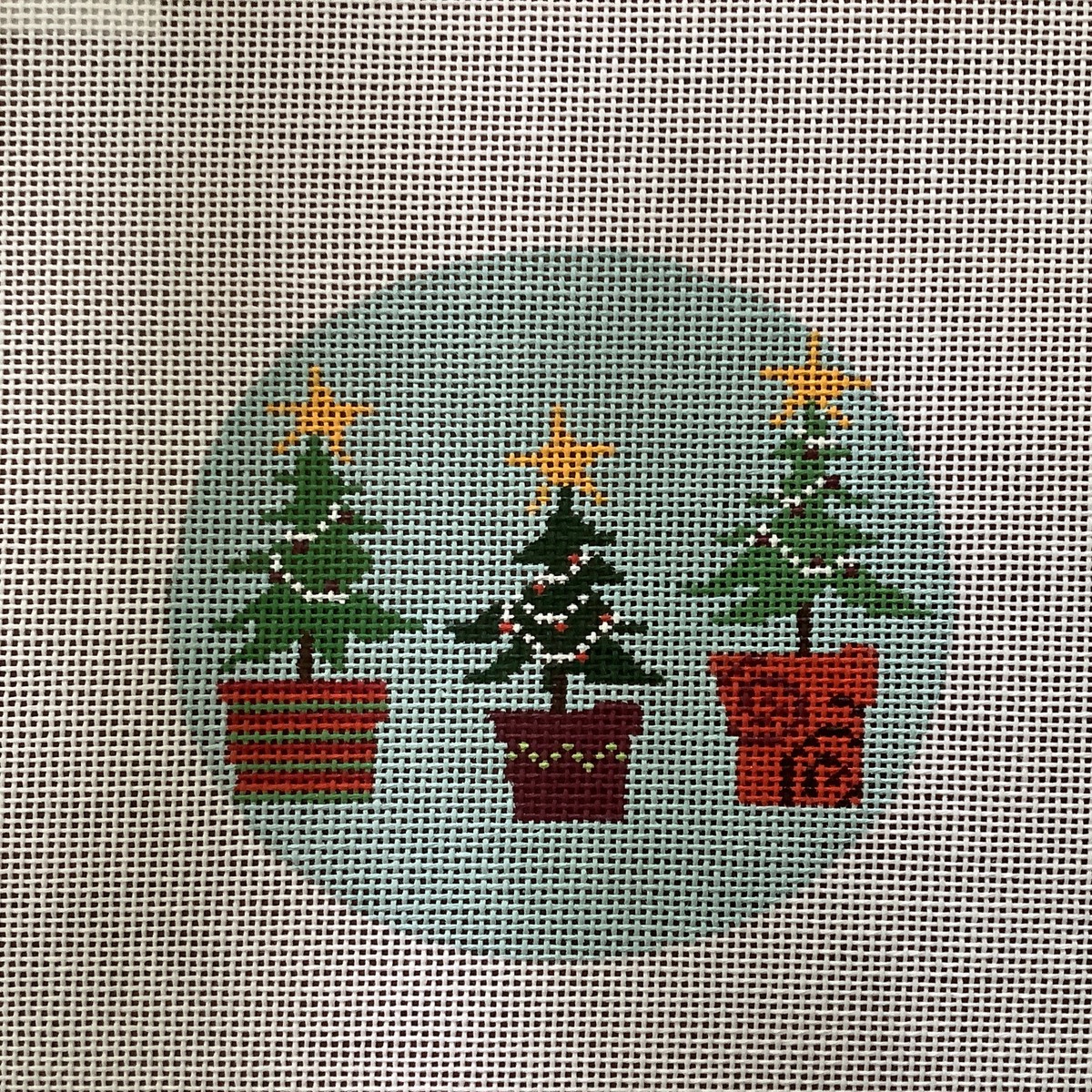 3 Christmas Trees Round